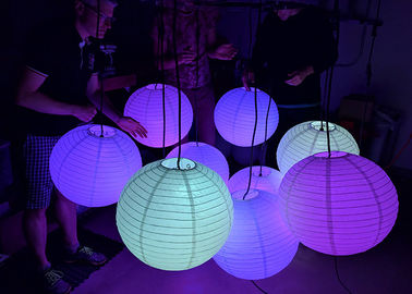 Luces de la Navidad durables de la esfera de la construcción LED RGB del globo colorido de la luz de IP65